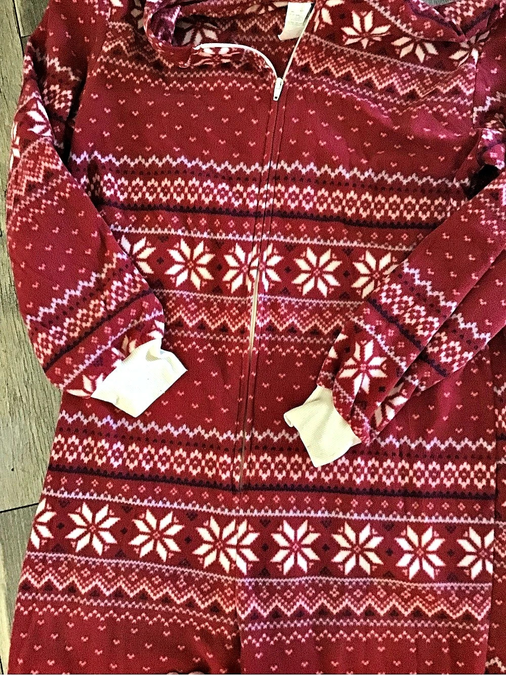 Fair Isle Onesie in Red & White Like New